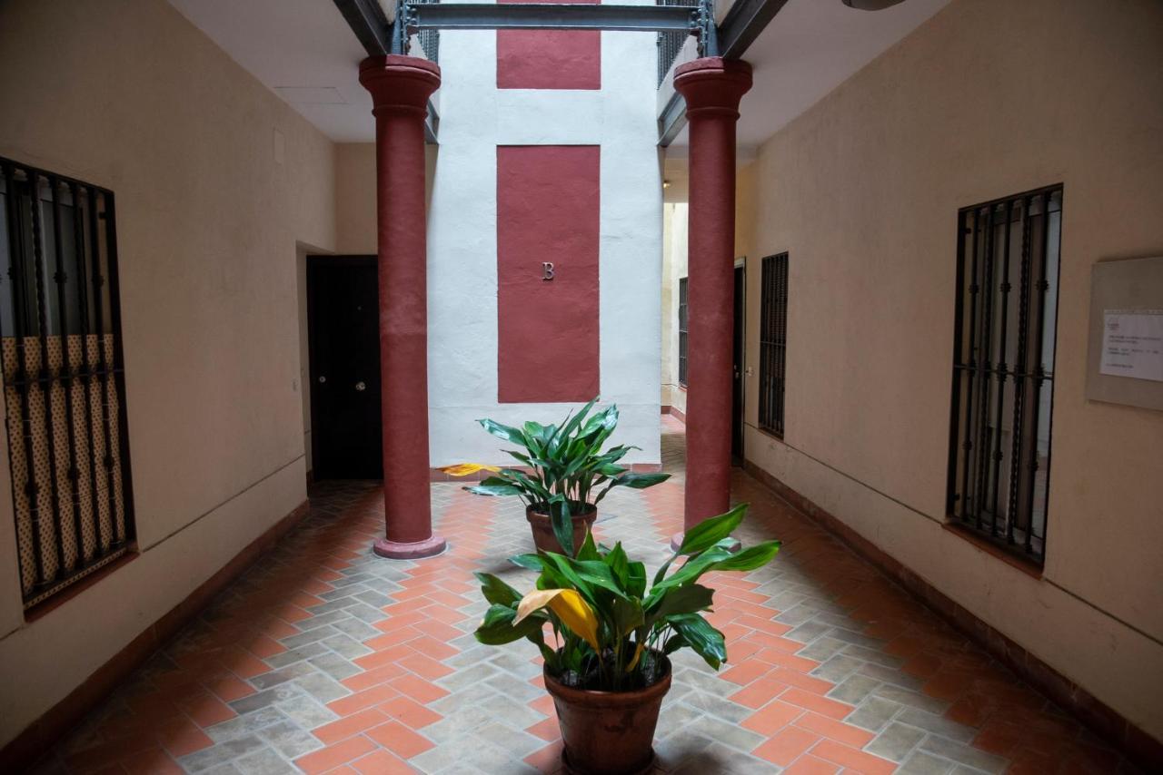 180 Home Apartamento En El Centro Buena Ubicacion Peral Sevilla Dış mekan fotoğraf
